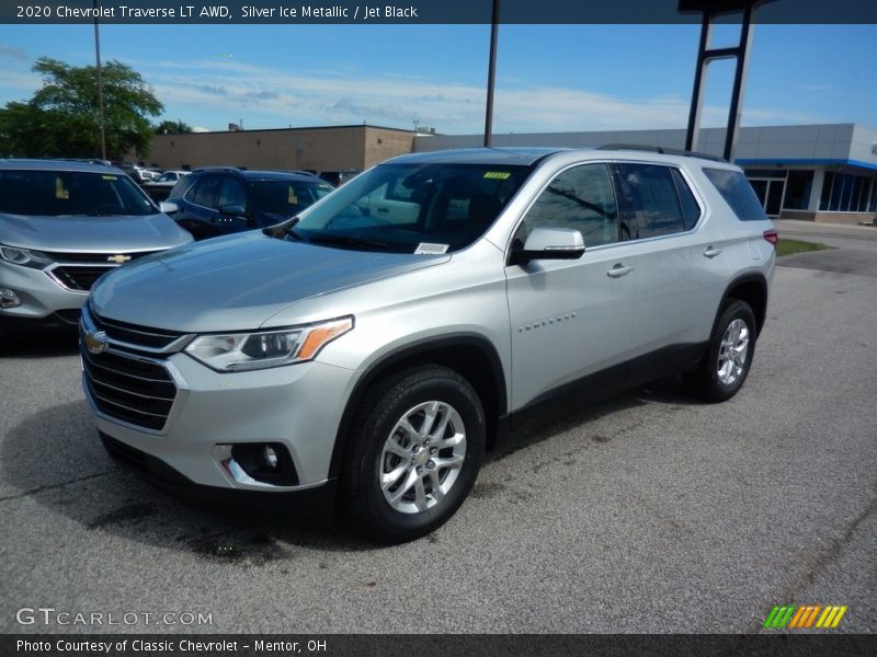 Silver Ice Metallic / Jet Black 2020 Chevrolet Traverse LT AWD
