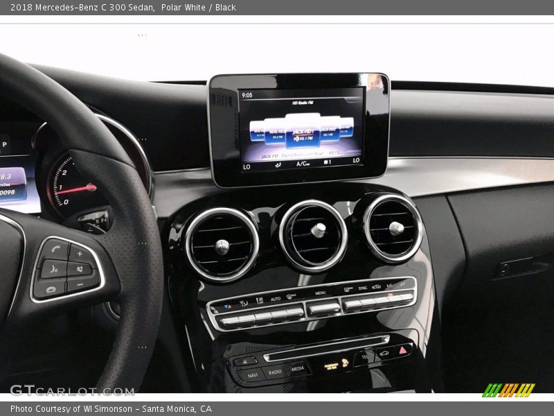 Polar White / Black 2018 Mercedes-Benz C 300 Sedan