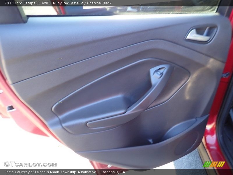 Ruby Red Metallic / Charcoal Black 2015 Ford Escape SE 4WD