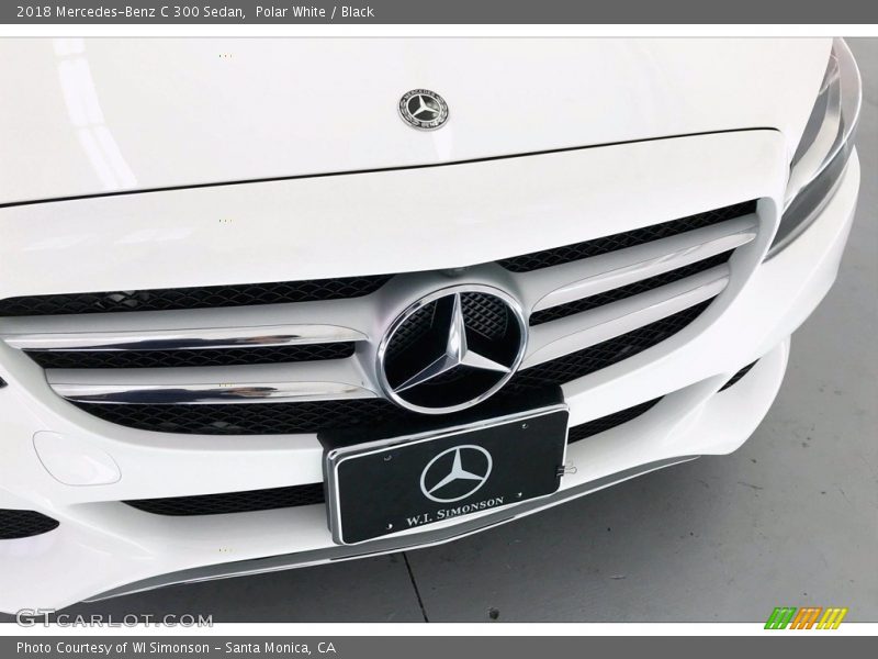 Polar White / Black 2018 Mercedes-Benz C 300 Sedan