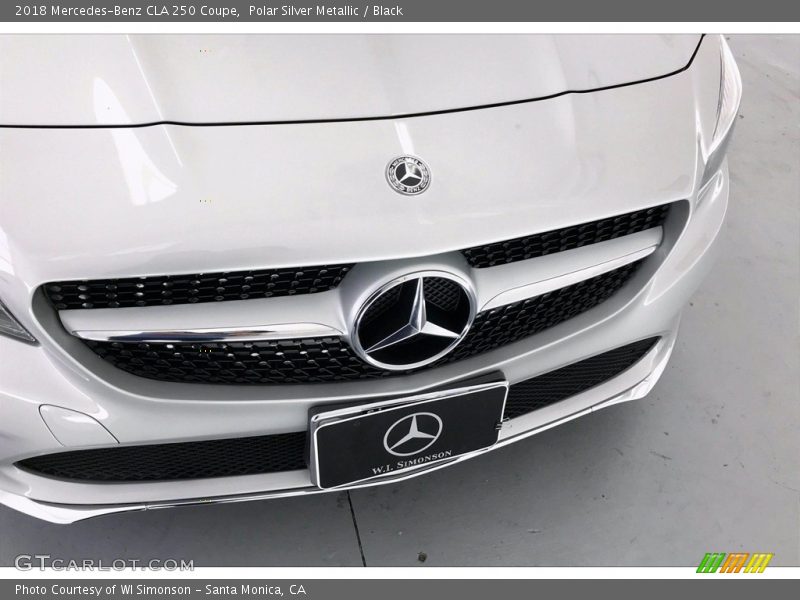 Polar Silver Metallic / Black 2018 Mercedes-Benz CLA 250 Coupe