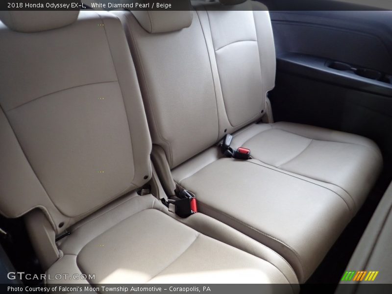 White Diamond Pearl / Beige 2018 Honda Odyssey EX-L