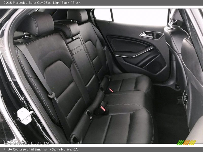 Night Black / Black 2018 Mercedes-Benz GLA 250