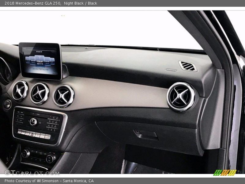 Night Black / Black 2018 Mercedes-Benz GLA 250