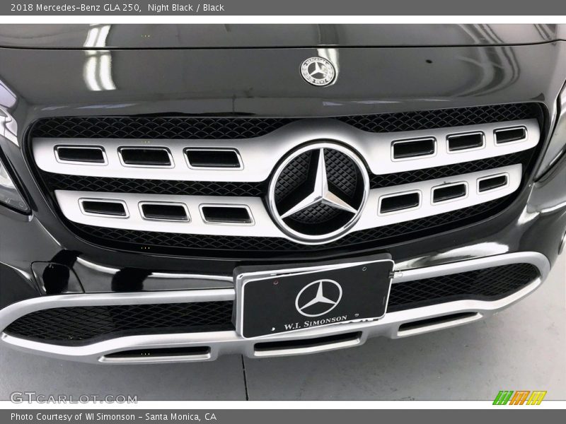 Night Black / Black 2018 Mercedes-Benz GLA 250