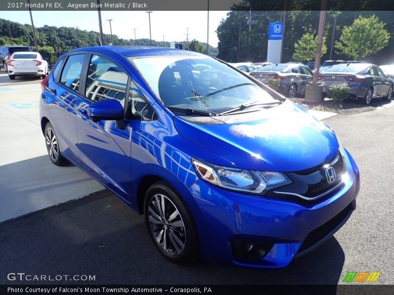 Front 3/4 View of 2017 Fit EX
