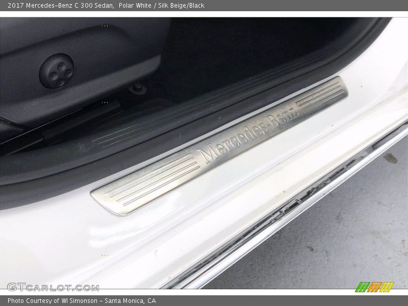 Polar White / Silk Beige/Black 2017 Mercedes-Benz C 300 Sedan