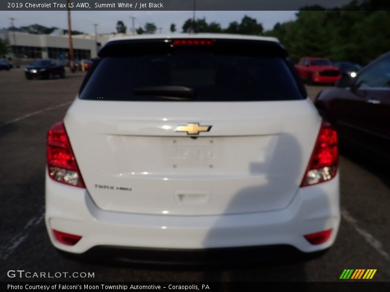 Summit White / Jet Black 2019 Chevrolet Trax LS AWD
