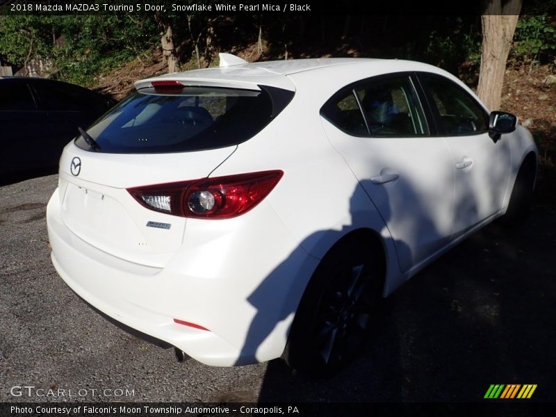 Snowflake White Pearl Mica / Black 2018 Mazda MAZDA3 Touring 5 Door