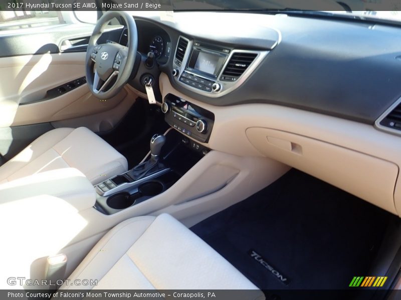 Mojave Sand / Beige 2017 Hyundai Tucson SE AWD