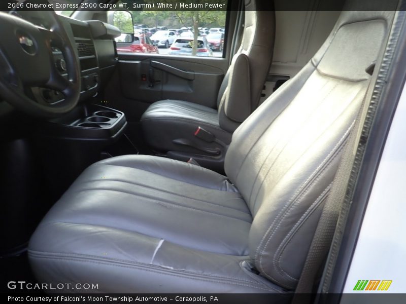 Summit White / Medium Pewter 2016 Chevrolet Express 2500 Cargo WT