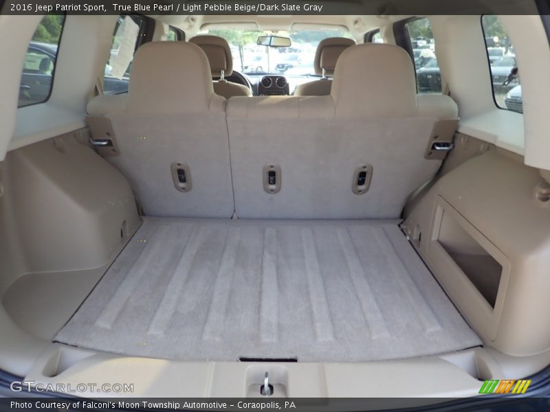 True Blue Pearl / Light Pebble Beige/Dark Slate Gray 2016 Jeep Patriot Sport