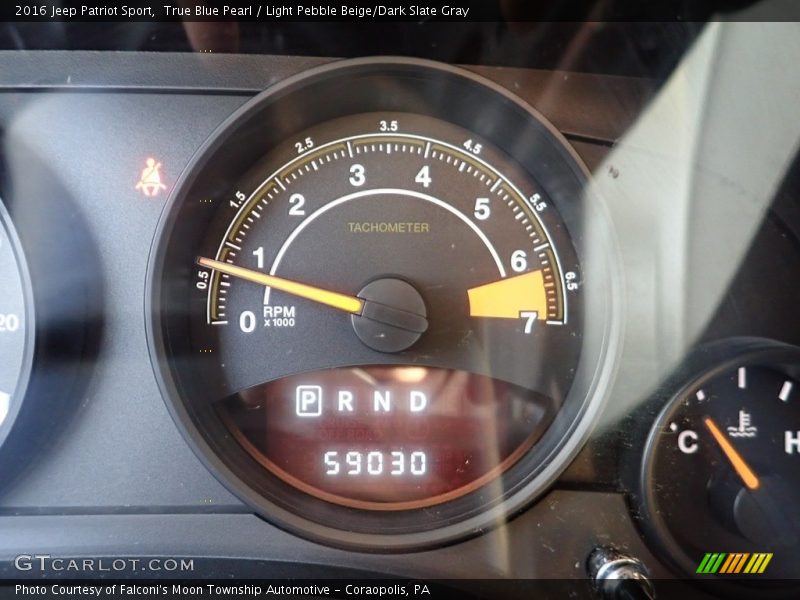 True Blue Pearl / Light Pebble Beige/Dark Slate Gray 2016 Jeep Patriot Sport