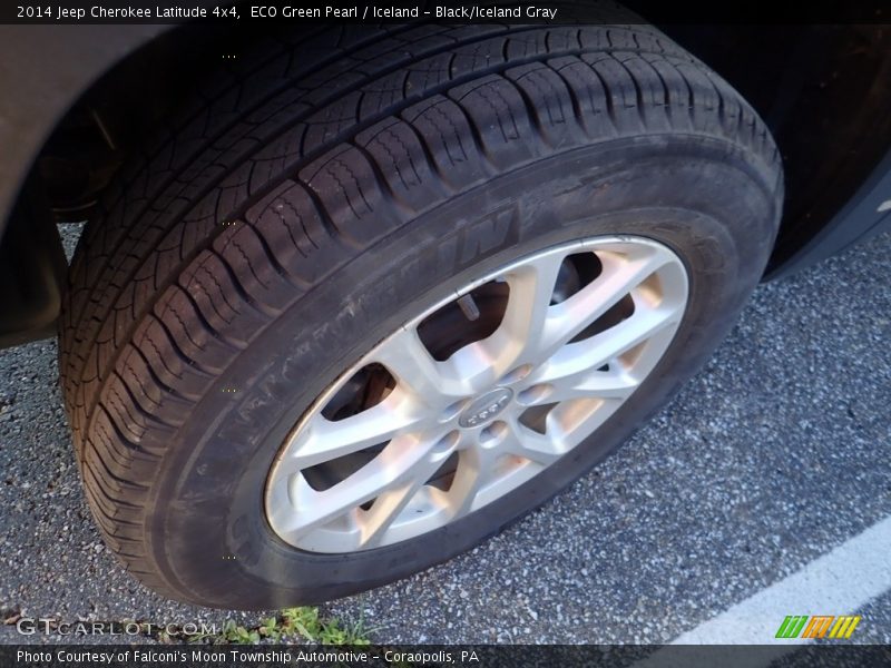 ECO Green Pearl / Iceland - Black/Iceland Gray 2014 Jeep Cherokee Latitude 4x4