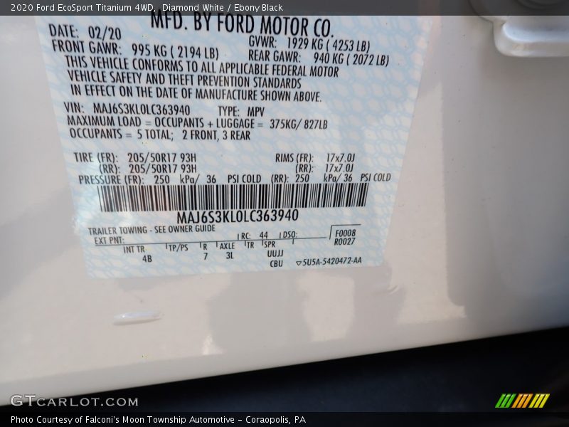 Diamond White / Ebony Black 2020 Ford EcoSport Titanium 4WD