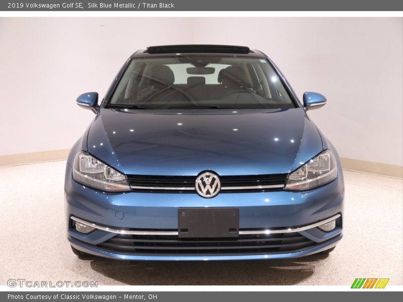 Silk Blue Metallic / Titan Black 2019 Volkswagen Golf SE