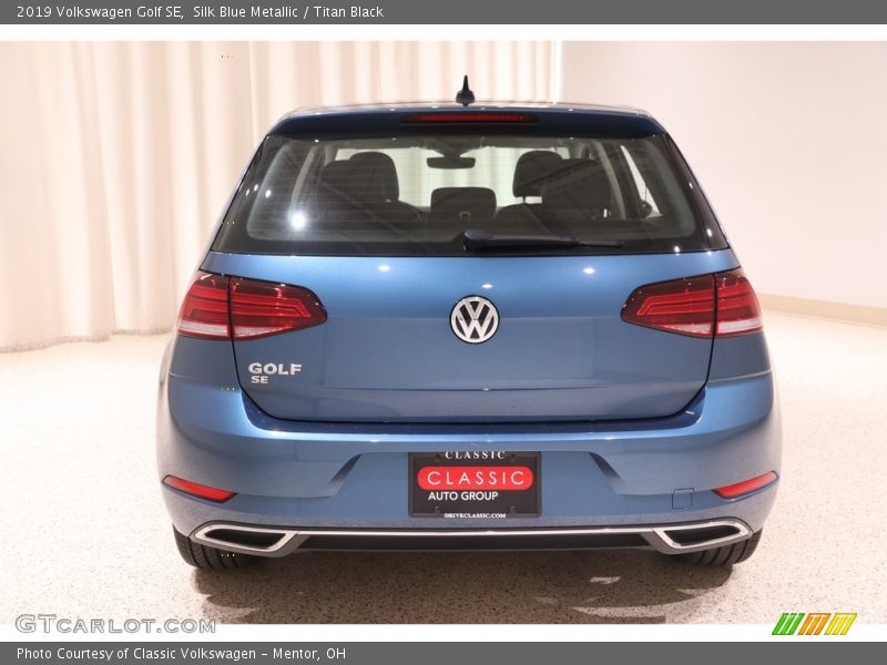Silk Blue Metallic / Titan Black 2019 Volkswagen Golf SE