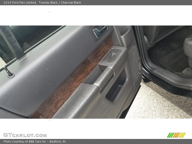 Tuxedo Black / Charcoal Black 2014 Ford Flex Limited