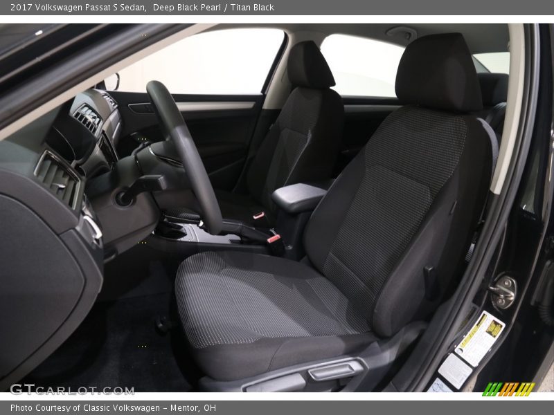 Deep Black Pearl / Titan Black 2017 Volkswagen Passat S Sedan