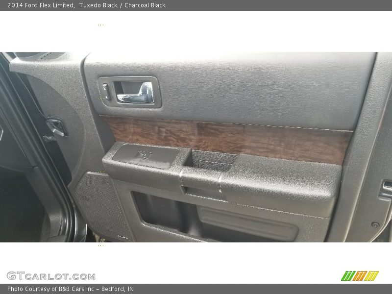 Tuxedo Black / Charcoal Black 2014 Ford Flex Limited