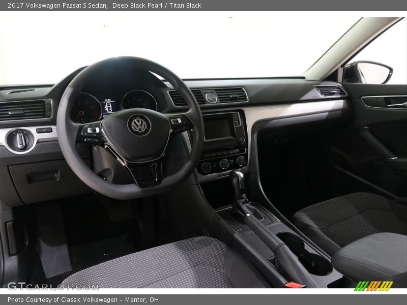 Deep Black Pearl / Titan Black 2017 Volkswagen Passat S Sedan