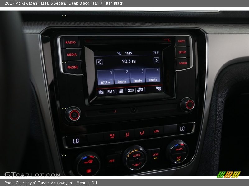 Deep Black Pearl / Titan Black 2017 Volkswagen Passat S Sedan