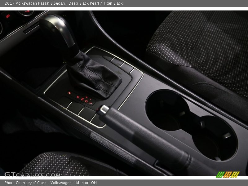 Deep Black Pearl / Titan Black 2017 Volkswagen Passat S Sedan