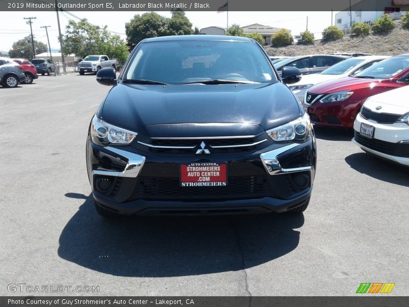 Labrador Black Metallic / Black 2019 Mitsubishi Outlander Sport ES