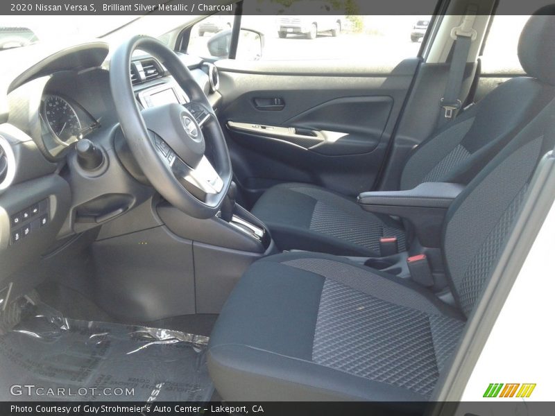 Brilliant Silver Metallic / Charcoal 2020 Nissan Versa S