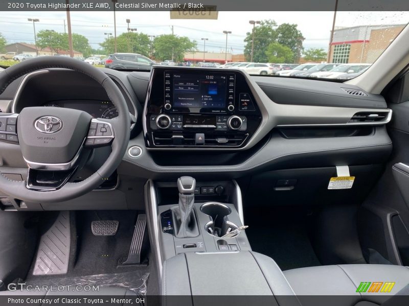 Celestial Silver Metallic / Black 2020 Toyota Highlander XLE AWD