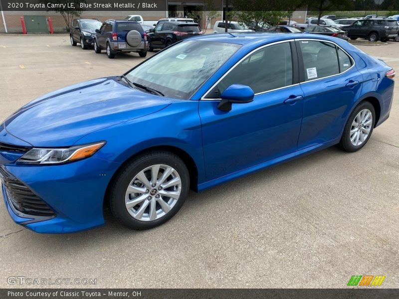 Blue Streak Metallic / Black 2020 Toyota Camry LE