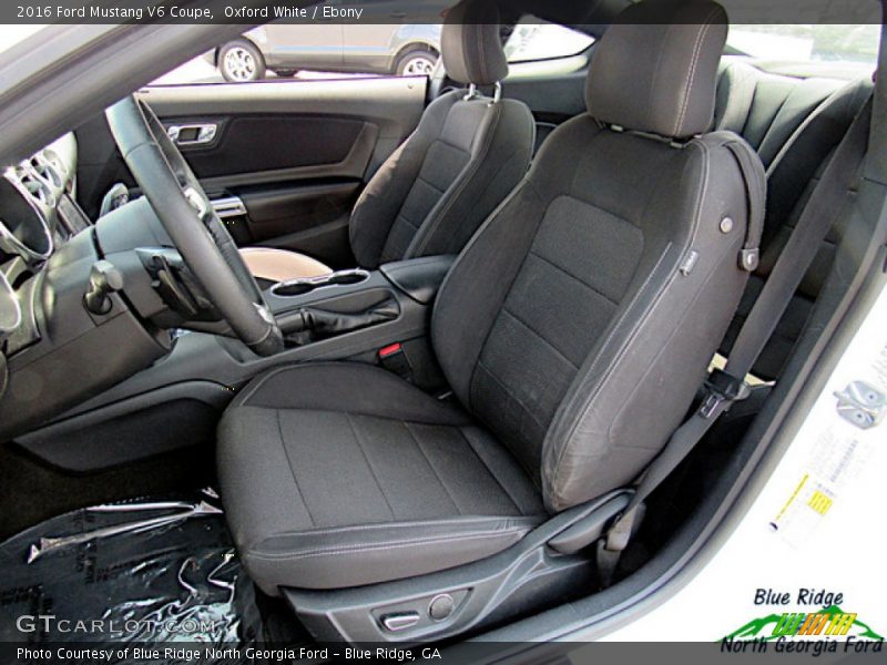 Oxford White / Ebony 2016 Ford Mustang V6 Coupe