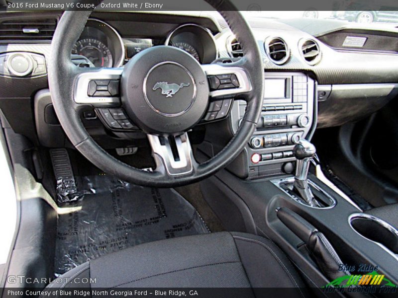 Oxford White / Ebony 2016 Ford Mustang V6 Coupe