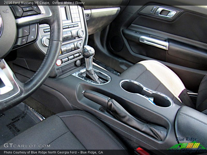 Oxford White / Ebony 2016 Ford Mustang V6 Coupe