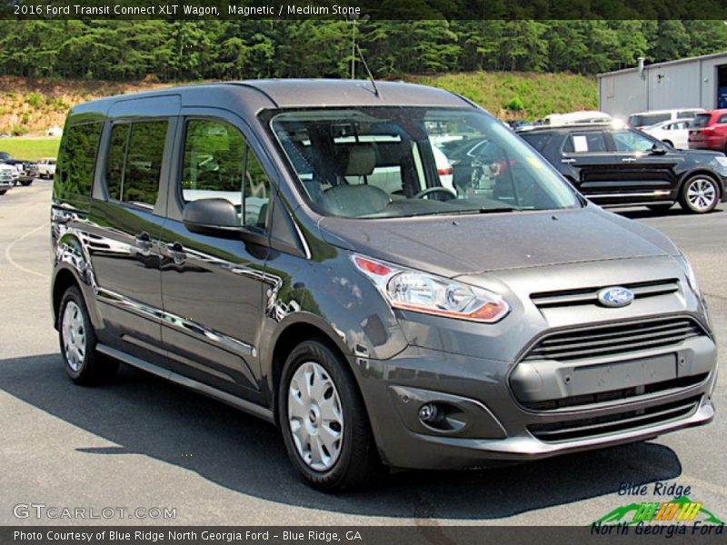 Front 3/4 View of 2016 Transit Connect XLT Wagon