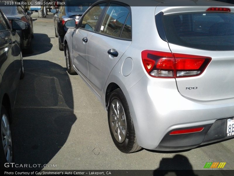 Silky Silver / Black 2018 Kia Rio LX