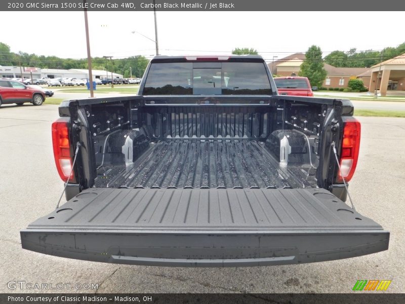 Carbon Black Metallic / Jet Black 2020 GMC Sierra 1500 SLE Crew Cab 4WD