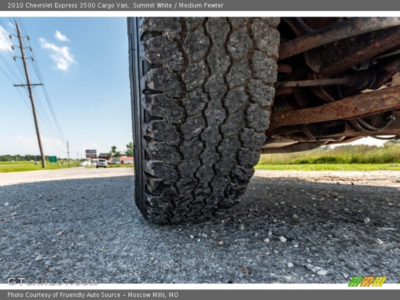 Summit White / Medium Pewter 2010 Chevrolet Express 3500 Cargo Van