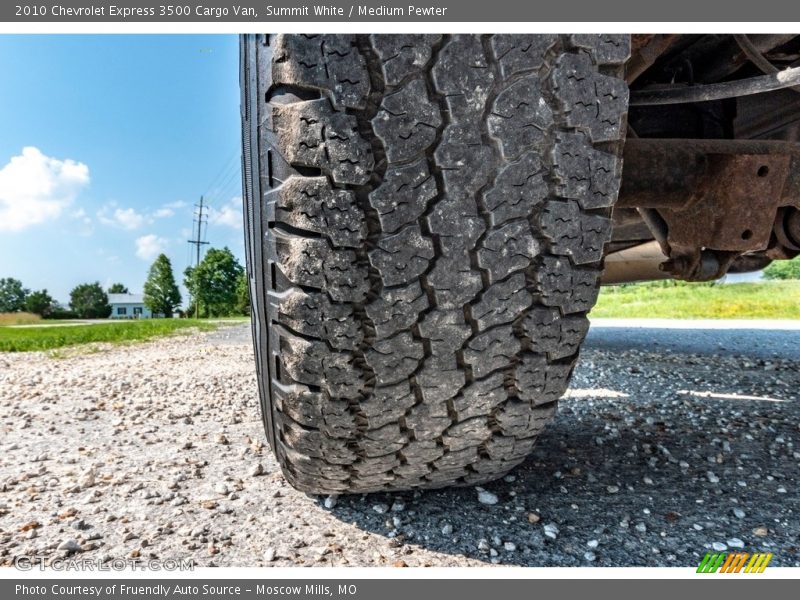 Summit White / Medium Pewter 2010 Chevrolet Express 3500 Cargo Van