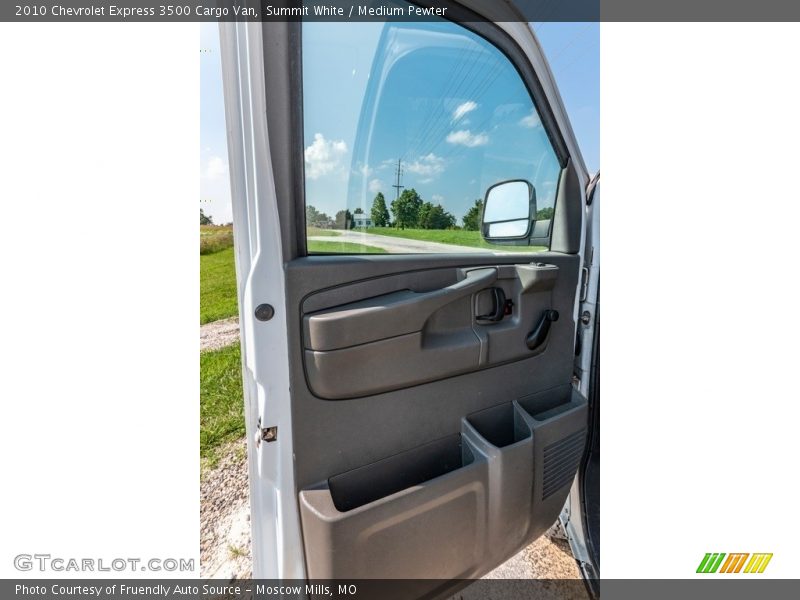 Summit White / Medium Pewter 2010 Chevrolet Express 3500 Cargo Van