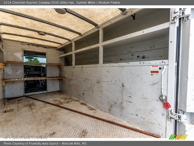 Summit White / Medium Pewter 2014 Chevrolet Express Cutaway 3500 Utility Van