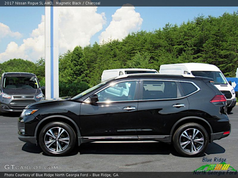 Magnetic Black / Charcoal 2017 Nissan Rogue SL AWD