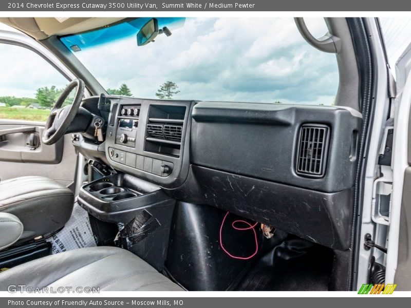 Summit White / Medium Pewter 2014 Chevrolet Express Cutaway 3500 Utility Van