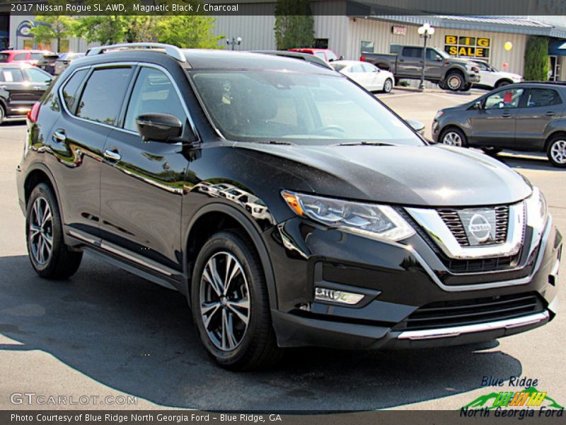 Magnetic Black / Charcoal 2017 Nissan Rogue SL AWD