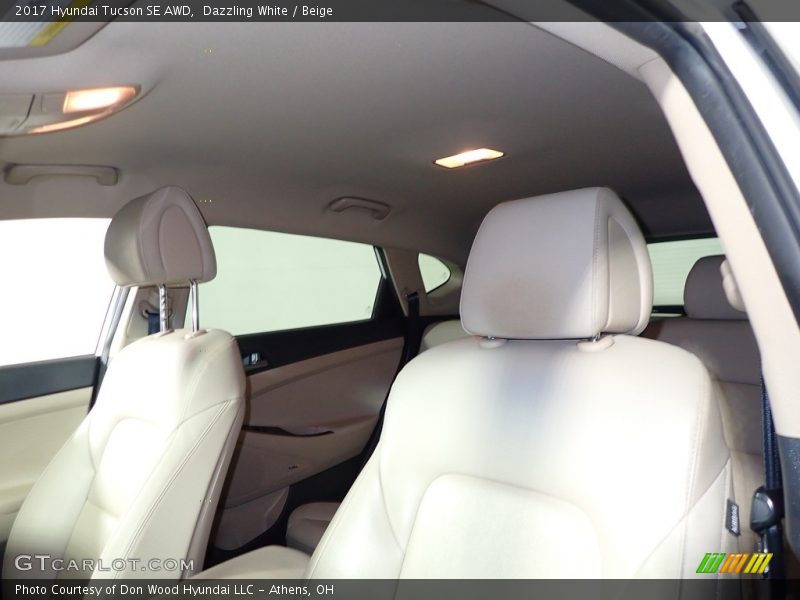 Dazzling White / Beige 2017 Hyundai Tucson SE AWD