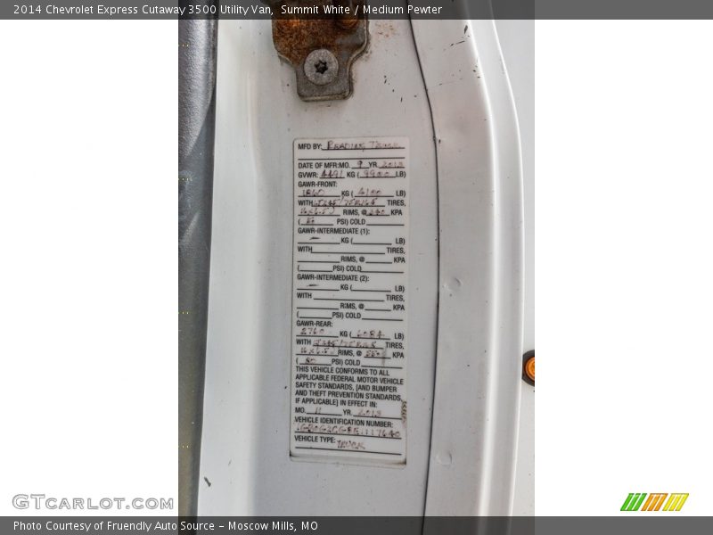 Summit White / Medium Pewter 2014 Chevrolet Express Cutaway 3500 Utility Van