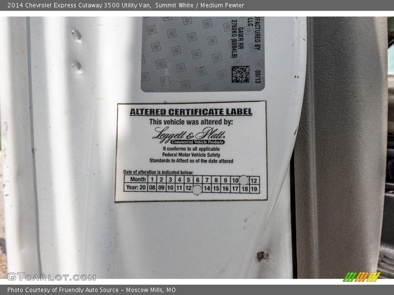 Summit White / Medium Pewter 2014 Chevrolet Express Cutaway 3500 Utility Van