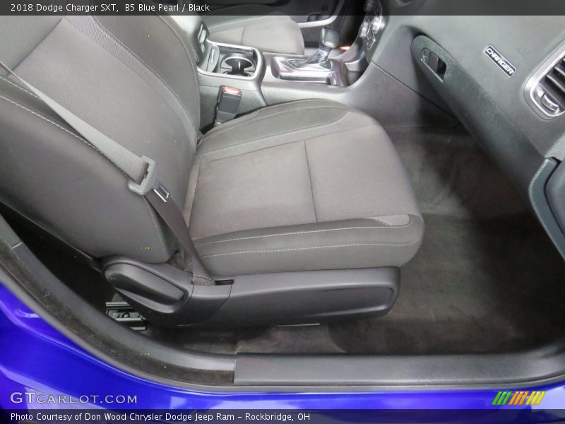 B5 Blue Pearl / Black 2018 Dodge Charger SXT