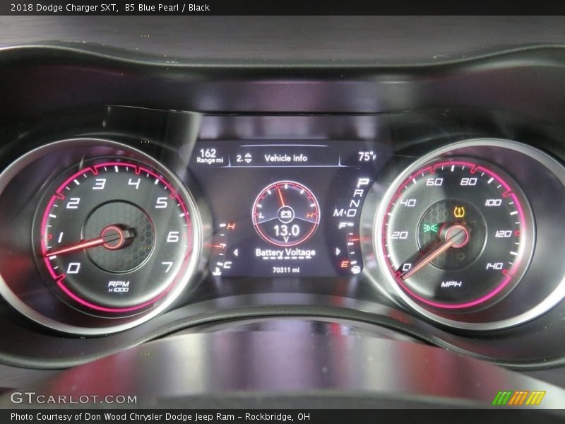 B5 Blue Pearl / Black 2018 Dodge Charger SXT