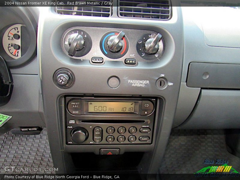 Red Brawn Metallic / Gray 2004 Nissan Frontier XE King Cab
